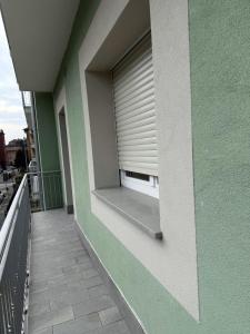 Apt near Expo and Center 9