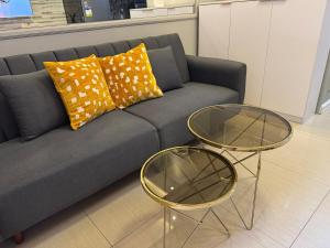 Home of Mari in Shore 2 Residences Room 10107 near Airport, SM MOA, US Embassy Manila by Prime Stay MOA