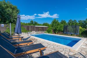 Villa Ladonja, a charming and cozy villa in a rustic setting