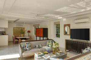 Trezora 2 Luxury 4BHK Villa with Pool in Assagaon