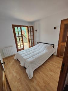 Maisons de vacances GITE 15 Places avec Jacuzzi a BOUTX LE MOURTIS : photos des chambres