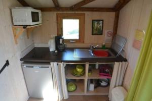 Campings Camping 3 etoiles - Piscine - ccbadc0 : photos des chambres
