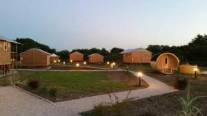Campings Camping 3 etoiles - Piscine - ccbadc0 : photos des chambres