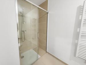 Appartements Studio lumineux avec balcon prive : photos des chambres