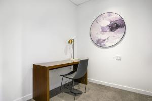 Prime Location 1BD Apartment in Chatswood