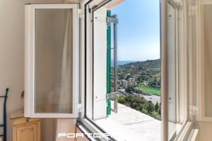 Suite Ulivo by PortofinoVip, Pool AC Parking