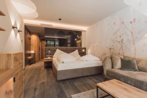 Double Room with Balcony room in Hotel Fürstenhof