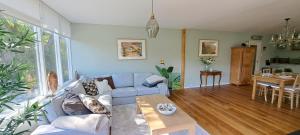 Vakantiehuis met sauna, omheinde tuin & nabij strand VP087