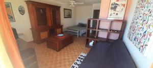 Studio 46E, Héliopolis au village naturiste