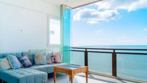 Malibu Dreams 2 Bedroom Apartment