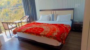 Dhanaulti castle resort and restaurant
