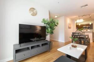 Downtown Los Angeles Gem 2