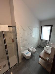 Castle Charm Apartment, MantegnaHotels