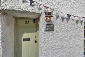 Finest Retreats - Garden Cottage in Fowey