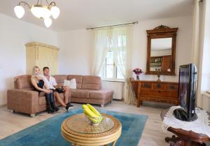 Lakeside Harmony Garden Villa