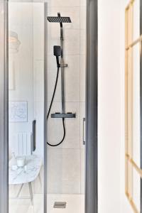 Petit studio charmant près de Paris - III