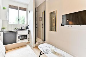 Petit studio charmant près de Paris - III