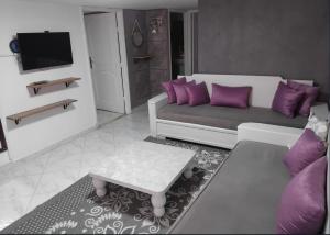 MAISON BLANCHE le kram