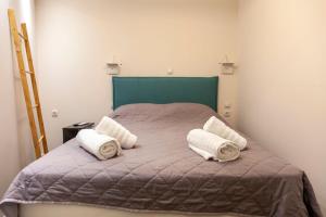 Ioannina Central Apartment by SuperhostHub