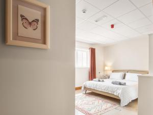 1 Chapel Lane House Clifden