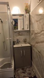 Panoramic Tower Room