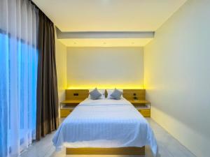 De Luna Villa with private heated pool