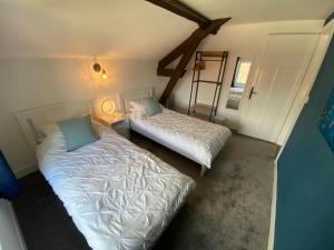B&B / Chambres d'hotes Maison de Montgibaud : photos des chambres