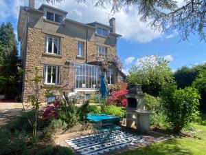 B&B / Chambres d'hotes Maison de Montgibaud : photos des chambres