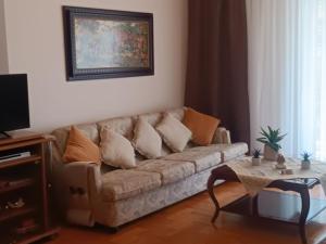Mama΄s home