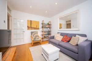 Cosy 1 Bedroom Flat Nestled in De Beauvoir Town - Pass the Keys