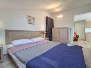 Appartements Villas MELODY - Appartement climatise 4/6 pers : photos des chambres