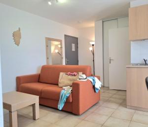Appartements Villas MELODY - Appartement climatise 4/6 pers : photos des chambres