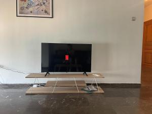 Sea view condo in the center