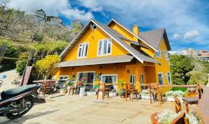 Michelia Valley Hotel