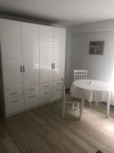 Studio Faleză Nord-Banu Mihalcea