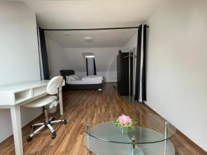 Geräumiges Komfort-Schlafzimmer im Zentrum von Kassel