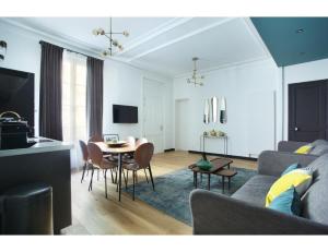 Appartements Apartment Champ de Mars - Tour Eiffel by Studio prestige : photos des chambres