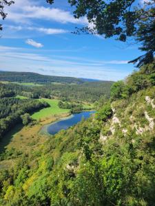 CAMPING-CAR TOURISTIQUE du JURA
