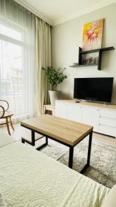 Apartment with pool in Green Diamond