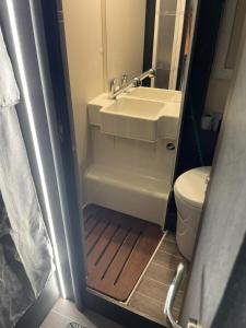 Campings CAMPING-CAR TOURISTIQUE du JURA : photos des chambres