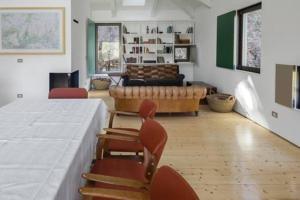 GeresNationalPark-Cabin-6Bed-Balcony-Pool-Views