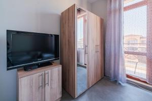 Holiday Apart 1