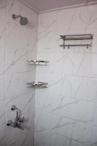 Nani House The mall road