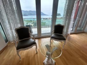 Two-Bedroom Apartment - Oceanfront  room in Apartments Krug