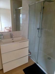 Sejours chez l'habitant Chambre double 1er etage : photos des chambres