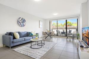 Comfy 2BR in Parramatta central with free parking