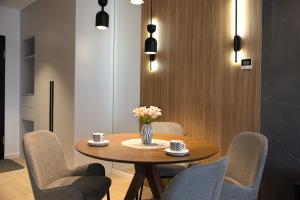 EASY RENT- Wieniawska4U Centrum, Free Parking