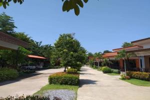 Phra Chan Khiang Dao Resort
