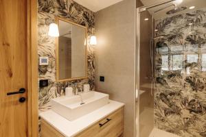 Villas Villa de prestige I Vue Mer - Piscine interieure : photos des chambres