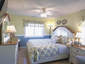 Parkside at Hidden Harbor